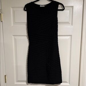 Calvin Klein Black Textured Sleeveless Sheath Dress